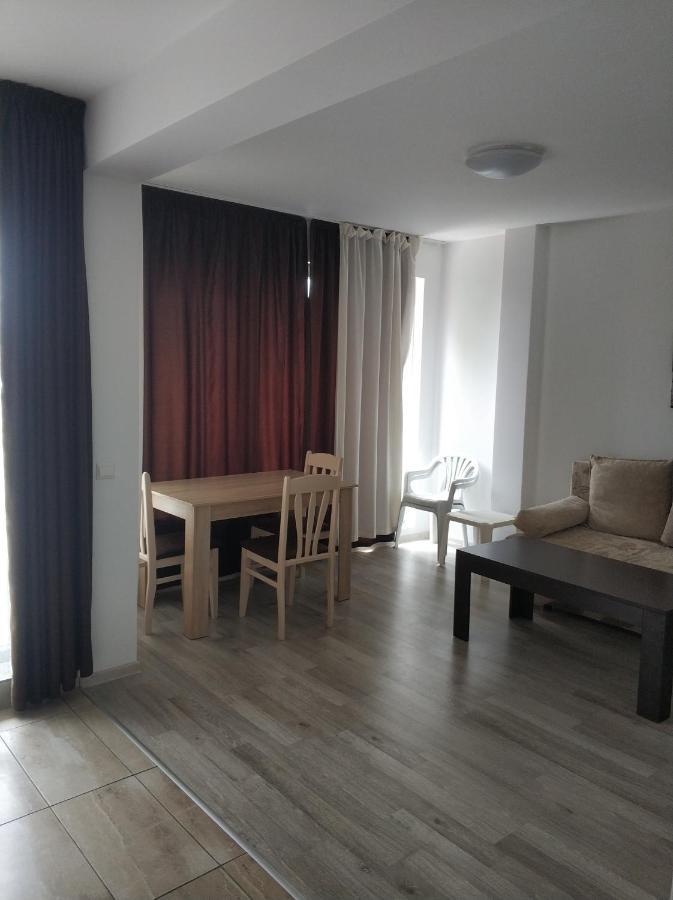 Zoleks Apartment Burgas City Exteriér fotografie